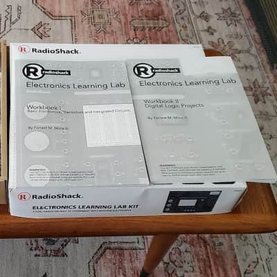 Radio Shack Electronics Learning Lab Kit  Black image 3