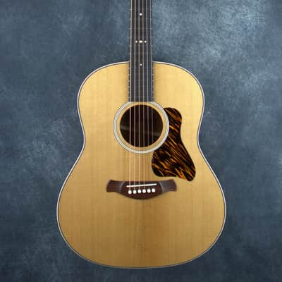 Taylor Gold Label 517E ~ Secondhand image 1