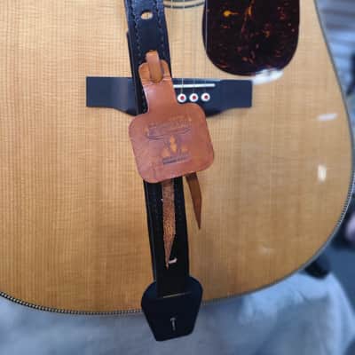 The Saddleback -  Handcrafted Full-Grain Leather Guitar Strap image 7