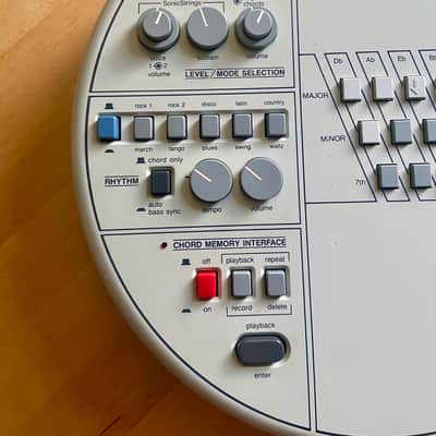 Suzuki OM-84 Omnichord image 5