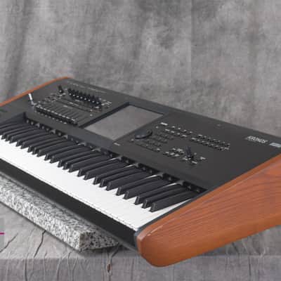 KORG KRONOS 2 61-Key Music Workstation Synthesizer in Excellent Condition image 5
