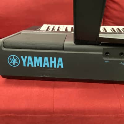 Yamaha PSR-E473 61 Key Portable Keyboard image 8