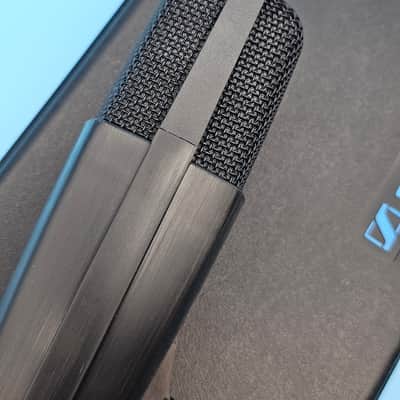☆Sennheiser MD 421 II Cardioid Dynamic Microphone w/ Mic Clip & Case image 2