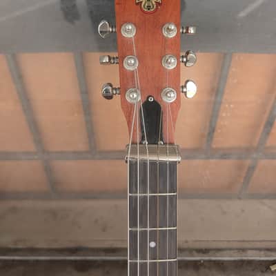 Dobro Hound Dog Roundneck w/shelf nut - Natural image 6