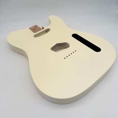 HooDoo Telecaster Body Alder Nitro Vintage White Light htb6475 image 3