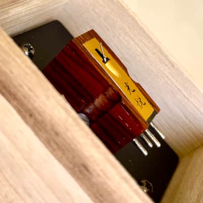 Koetsu Rosewood Signature Platinum MC Phono Cartridge, Platinum Magnet, Silver Plated HP Copper Coil, Original $12495 image 6