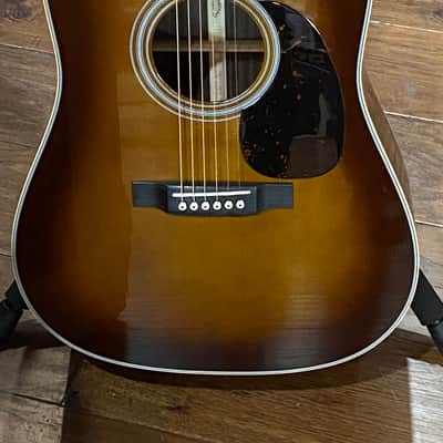Martin Standard Series D-28  D28 Ambertone #2697926 4lbs 9.1 oz image 4