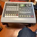 Roland Vs-840ex digital studio workstation - Grey