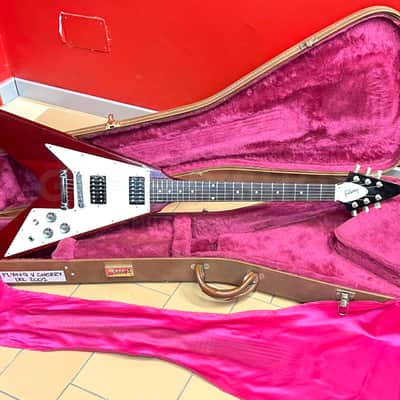 Gibson Flying V Cherry 2001 image 10