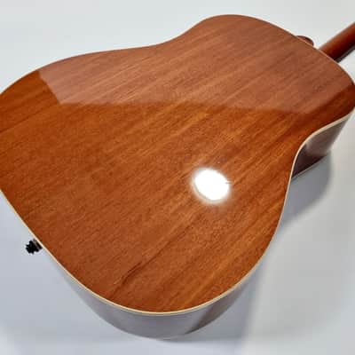 Gibson J-35 Antique Natural 2013 image 22