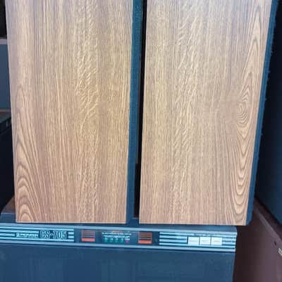 Marantz SP208 bookshelf speakers in good condition - 1970's image 2