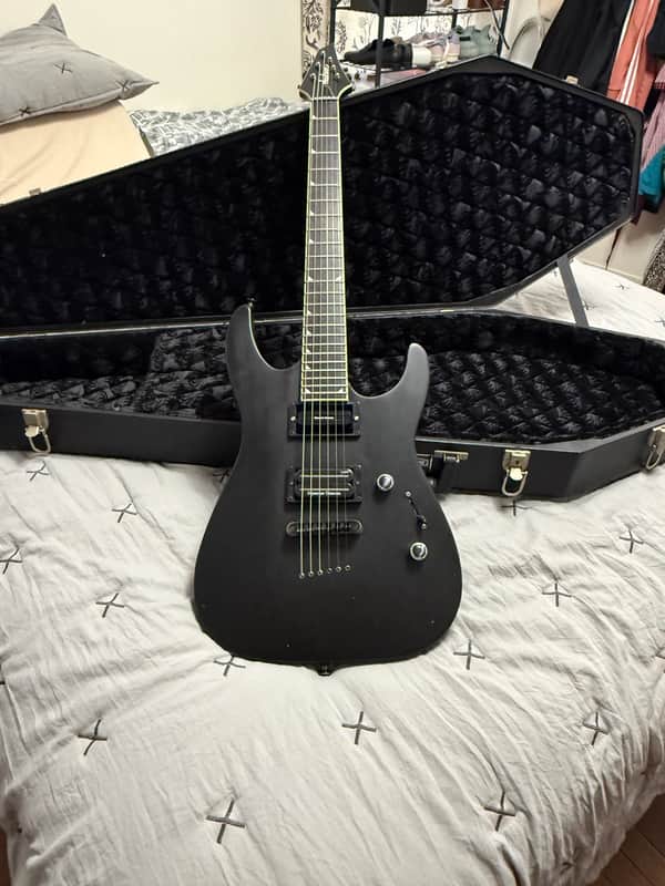 Jackson MG Series SLSMG Super Lightweight Soloist