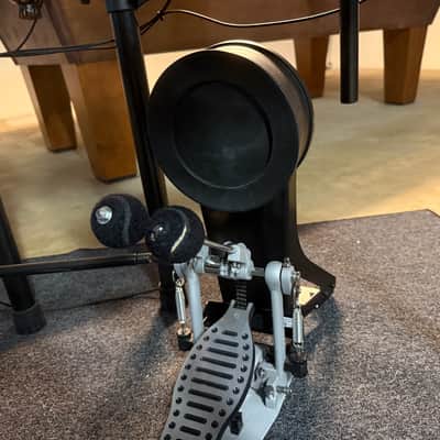 Roland TD-17KV V-Drum Kit with Mesh Pads (Accessories Included) image 12