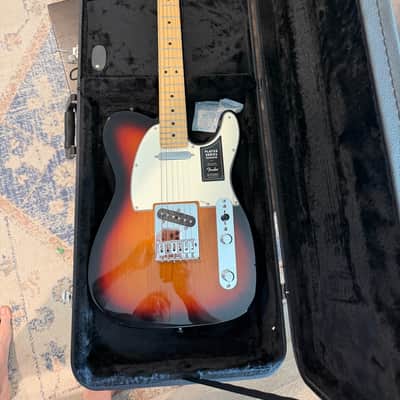 Fender Player Telecaster with Maple Fretboard 2018 - 2024 - 3-Color Sunburst image 1