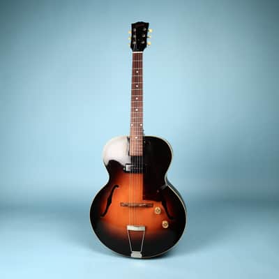 1950 Gibson ES-125 Archtop Electric Guitar, Case image 2