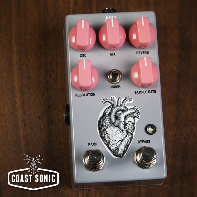 AC Noises AMA v.2 Reverb w/ Oscillator + Bit Crusher image 1