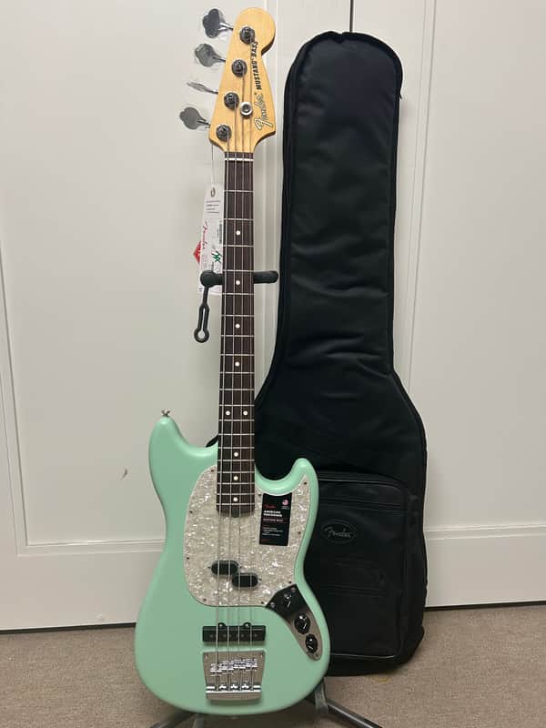 Fender American Performer Mustang Bass with Rosewood Fretboard - Satin Surf Green image 1