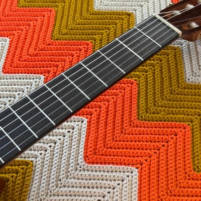 Ruben Flores Classical Guitar - 1970’s Made in Japan 🇯🇵! - Killer classical! - image 6