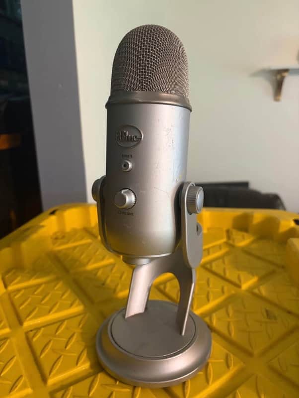 Blue Yeti Multipattern USB Microphone image 1