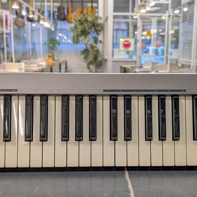 Edirol SD-20 Studio Canvas (Roland Sound Canvas) GM GS 2002 Silver