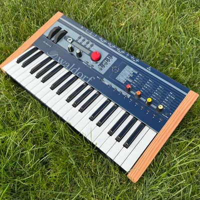Waldorf Micro Q 37-Key Synthesizer 1999 - 2011 - Blue