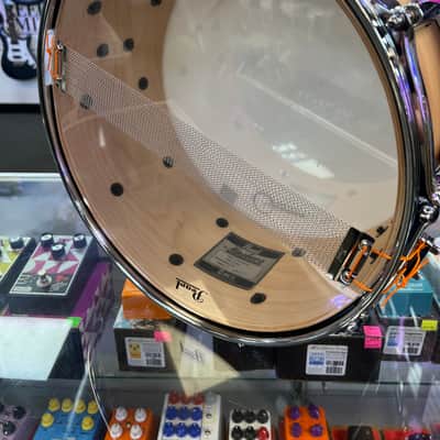 Pearl Masters Maple Complete Snare, Satin Natural, 14"x6.5" - Pre Owned image 8