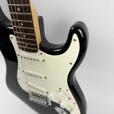 Squier Stratocaster Standard 2018 - Black Glossy White Pickguard image 8