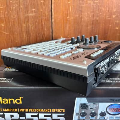 Roland SP-555 Creative Sampler with Performance Effects w/ box power supply Bild 5
