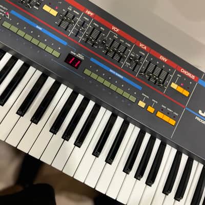 Roland Juno-106 Fully Serviced w/ 6x AR80017A Voice Chips + Calibration image 4