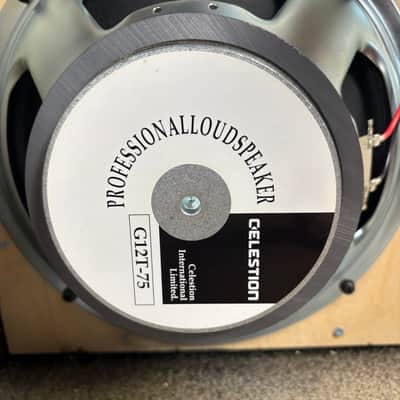 2011 Marshall 1960A Angled 4x12 300 Watt Made In England Celestion G12-75 Slant Cabinet! image 9