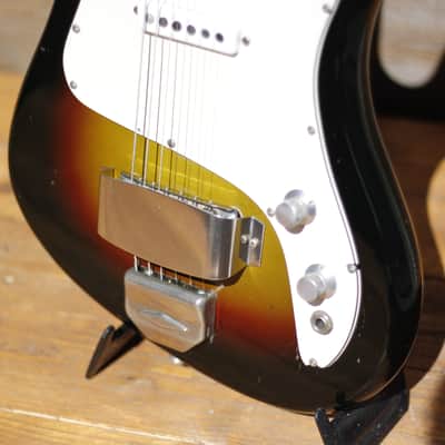 Vox Meteor 1966 - Sunburst image 4