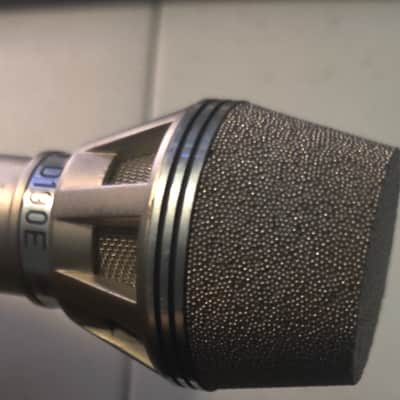 AKG D190E Vintage Dynamic Microphone 1976 - Silver image 2