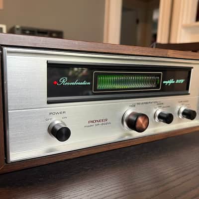 Pioneer SR-202W Reverb Amplifier 1971 - 1977 - Silver with Wood Sides image 3