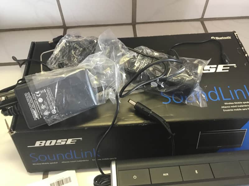 Bose  Bluetooth soundlink series i image 1