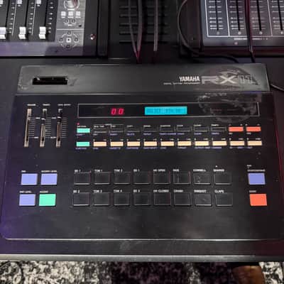 Yamaha RX11 Digital Rhythm Programmer 1984 - Black