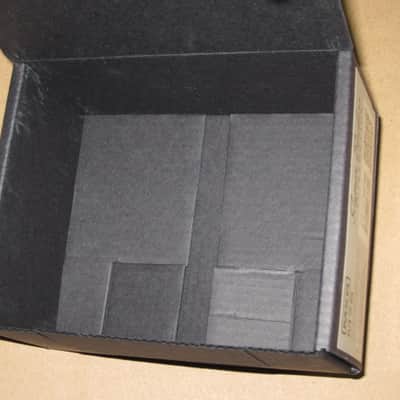 lightly handled - some imperfections MXR EMPTY BOX ONLY for M75 Super Badass Distortion (NO pedal / NO paperwork) specifically from 2015 (2010s - 2020s) - BOX: Black Cardboard / LABEL: Light Gray & Black/ GRAPHIC: Silver image 12