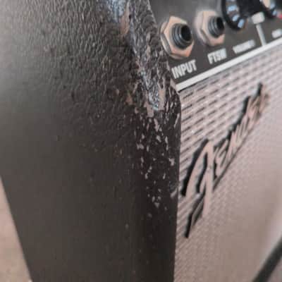 Fender Champion 40 2-Channel 40-Watt 1x12" Guitar Practice Amp 2013 - 2024 - Black image 2