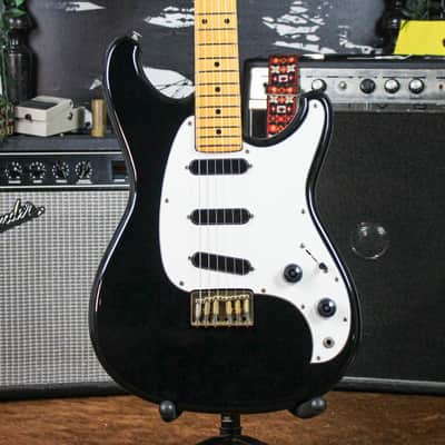 Preowned 1984 Ibanez Roadstar II Series S-Style Solid Body Electric Guitar -- Gloss Black image 2