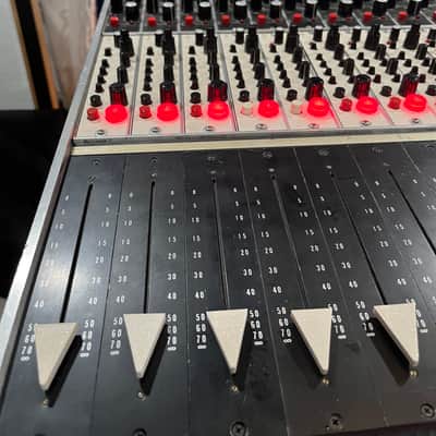 Ward Beck Systems 1975 M460 18 Ch. AWR Desk / Vintage CBC RADIO Console image 2