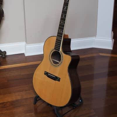Larrivee LV-10 E 2002 - Mint image 4