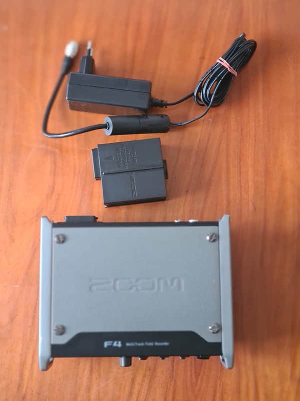 Zoom Zoom F4 Professional Field Recorder | 4-Channel | Power Cable & Battery Compartment image 1