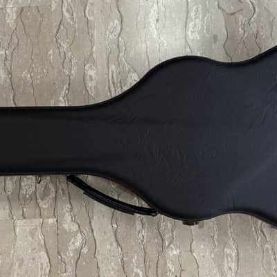 Alhambra 9650 Case Hard case for 4/4 classical and flamenco guitars image 2