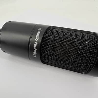 Audio-Technica AT2035 20 Series Microphone image 2