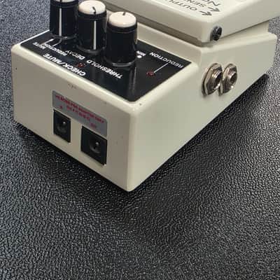 Boss NS-2 Noise Suppressor (Silver Label) 1989 - Present - White image 4