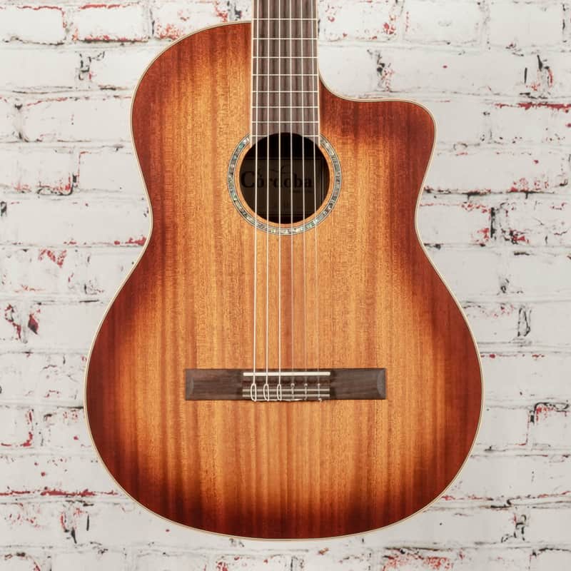 Cordoba C4-CE Classical Acoustic/Electric Guitar Edge Burst