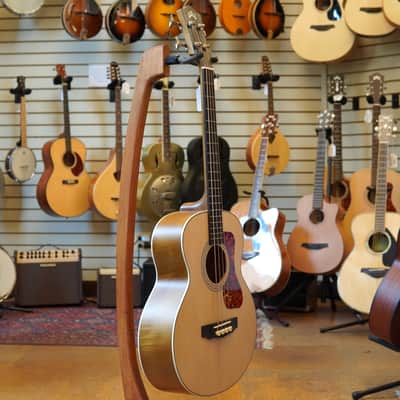 Guild Jumbo Junior Bass Westerly Collection Sitka/Maple Acoustic-Electric Short Scale Bass image 5