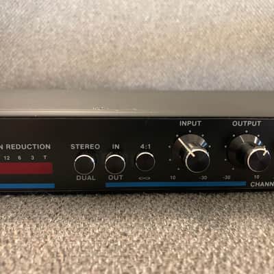 MXR Model no. 136 Dual Limiter vintage stereo compressor LIKE NEW image 5