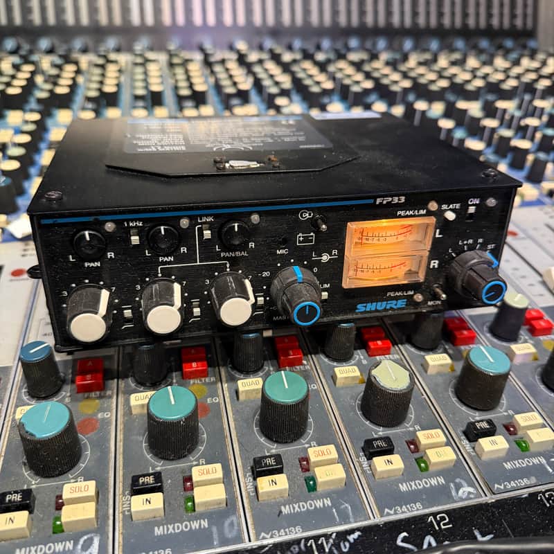 Shure FP33 Portable 3-Channel Remote Stereo Mixer | Reverb
