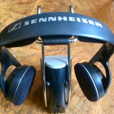 Sennheiser RS 120-II Wireless RF headphone system image 1