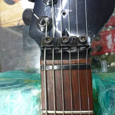 Applause HSS , Strat Style : 2 Vol, 1 Tone , 5 Way Switch , Mini Toggle Locking Tremolo - Re-Painted Crackle Green image 4